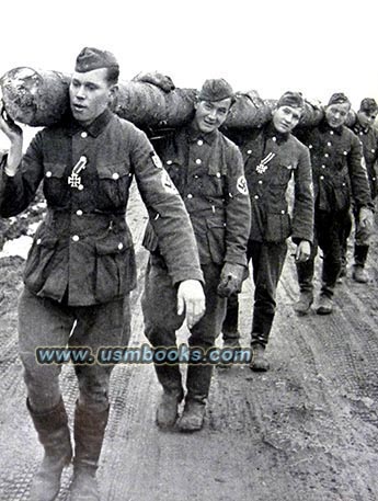 RAD men in the Soviet Union 1942